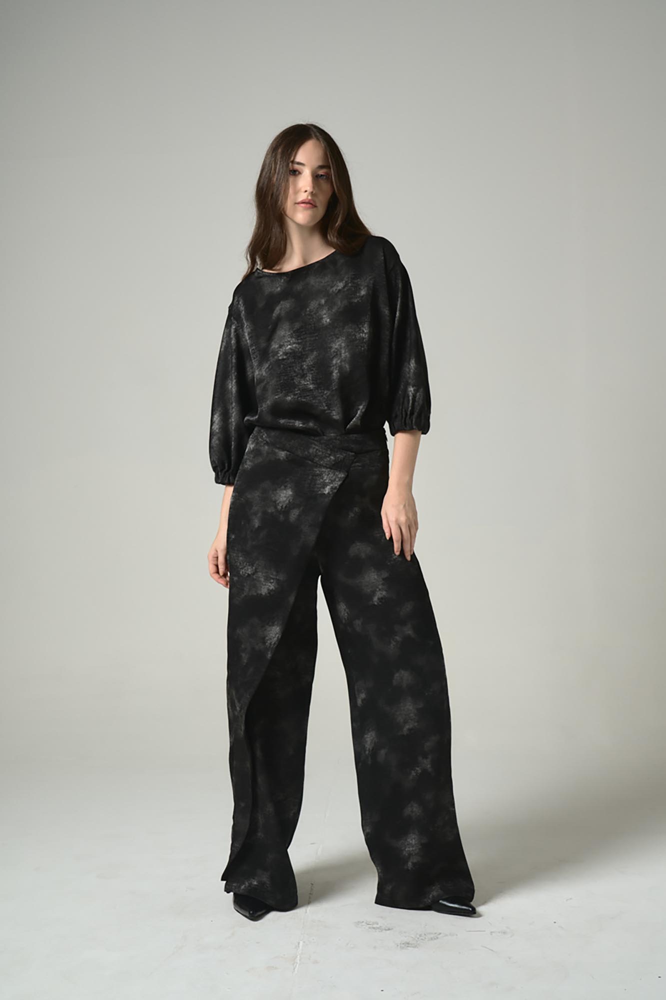 PANTALÓN MUSGO NEGRO